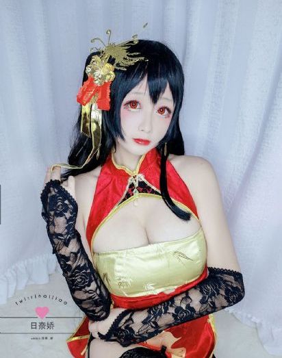 厨房掀开馊了裙子挺进的小说-迅雷高清完整视频