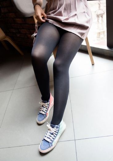 日本动漫吃奶摸下的视频-续集完整版观看