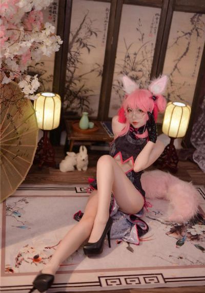 不卡的av电影在线-午夜剧场未删减完整版