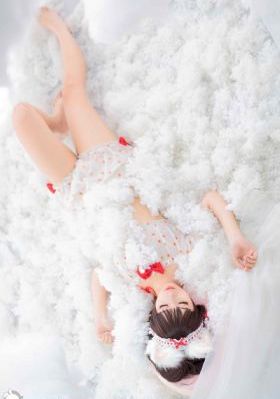 免费国产区-正片在线影院观看